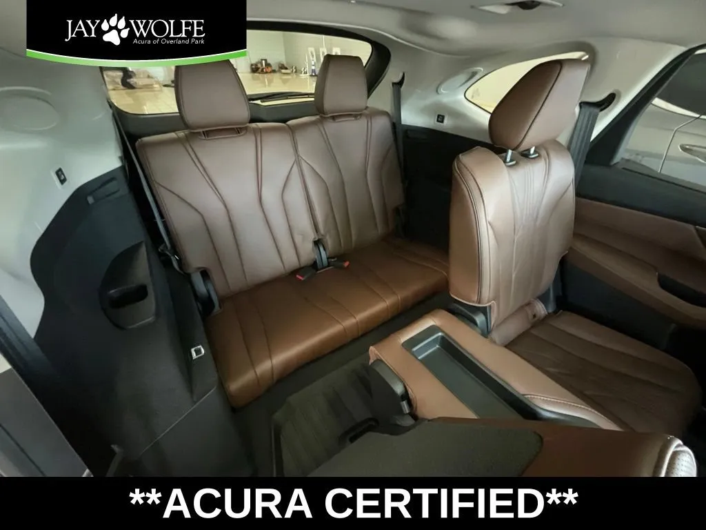 Acura MDX photo 24