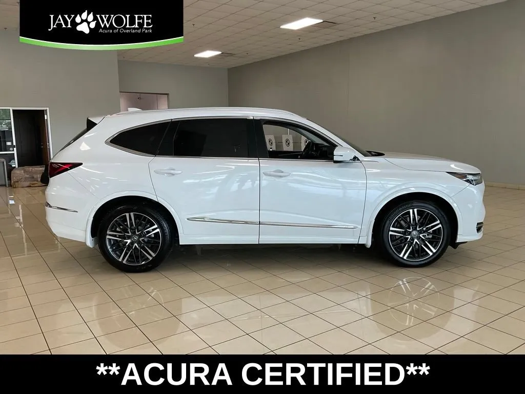 Acura MDX photo 7