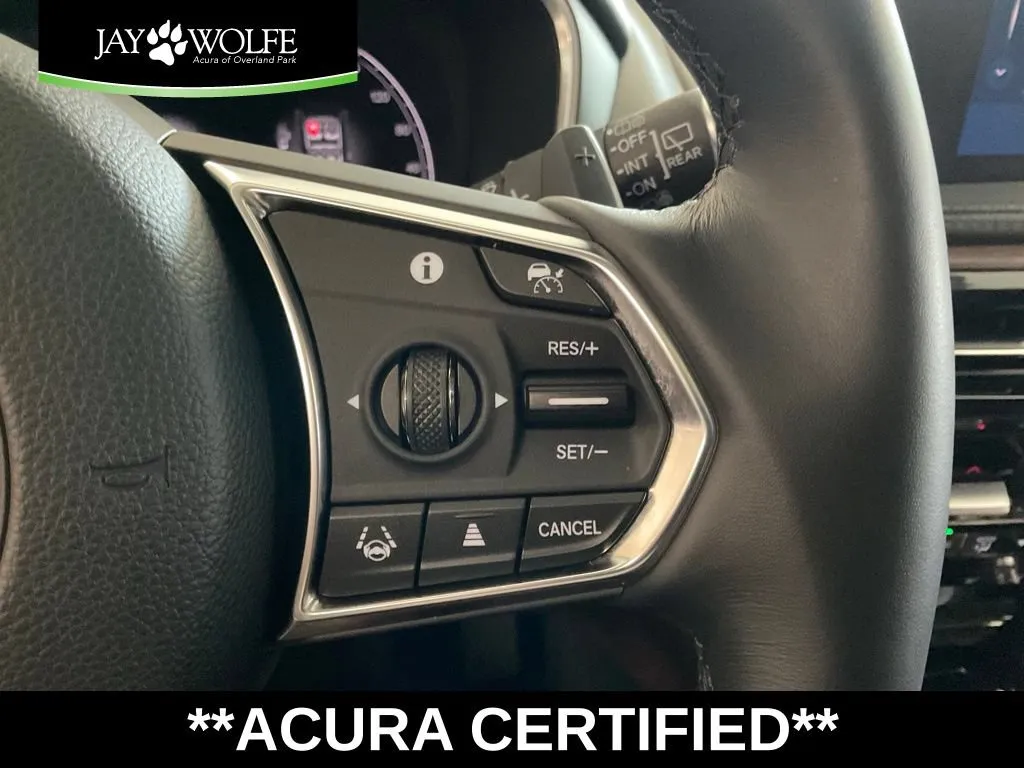 Acura MDX photo 14