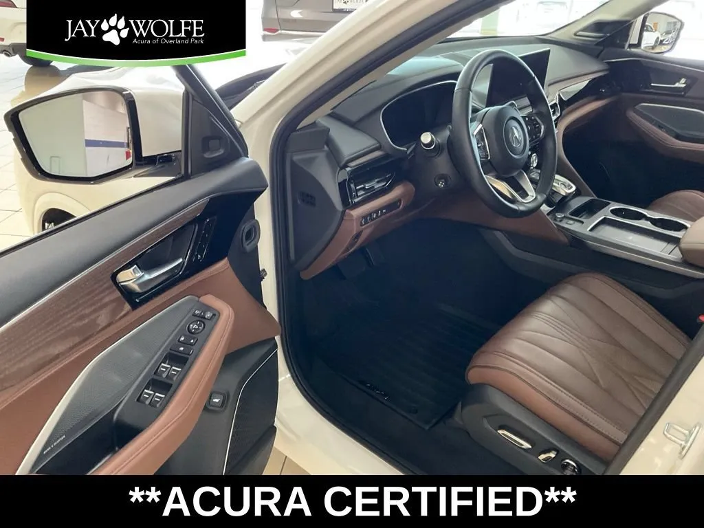 Acura MDX photo 10