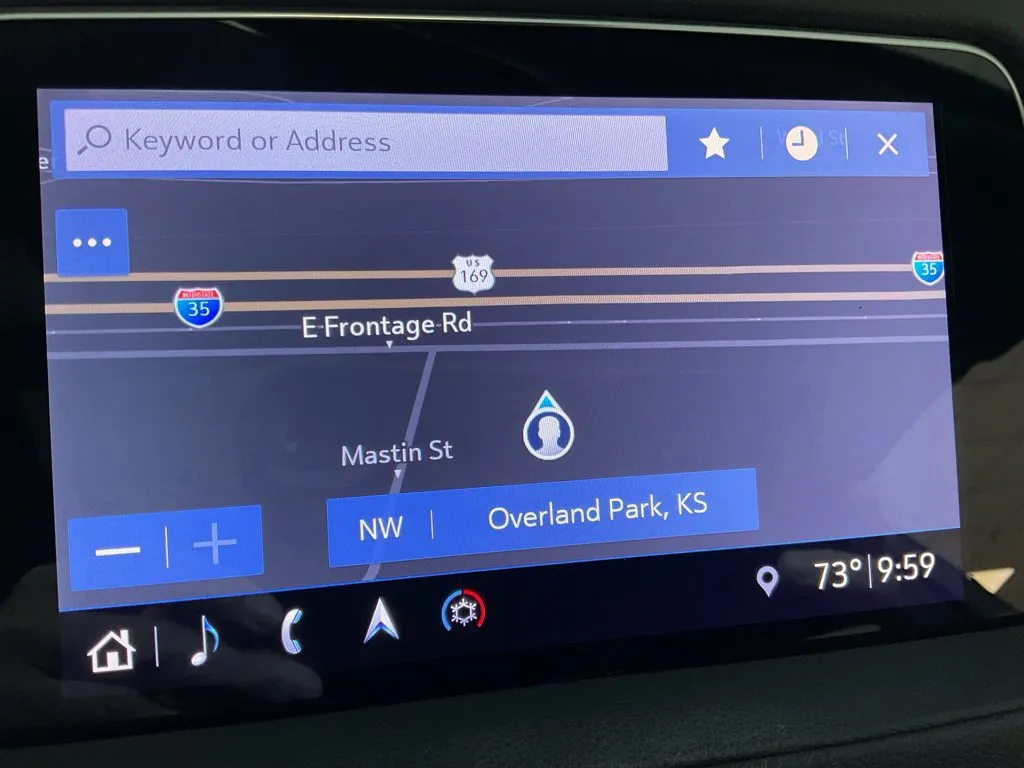 Cadillac XT4 photo 17