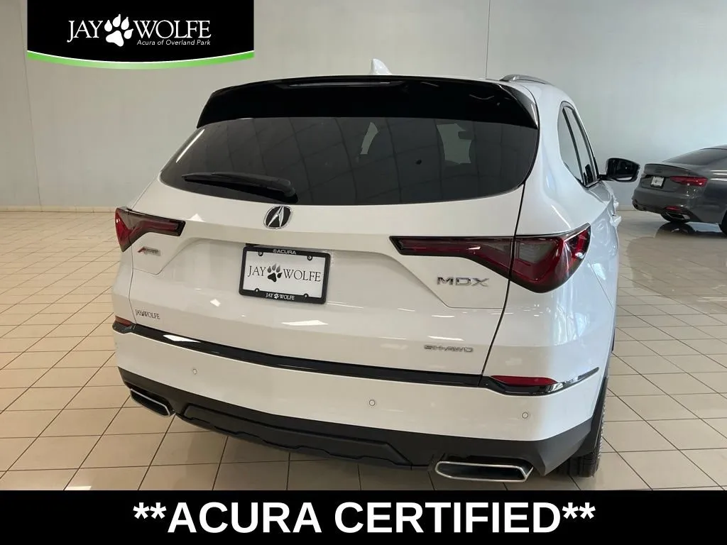 Acura MDX photo 6