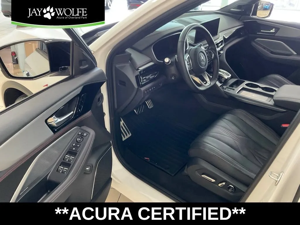 Acura MDX photo 10