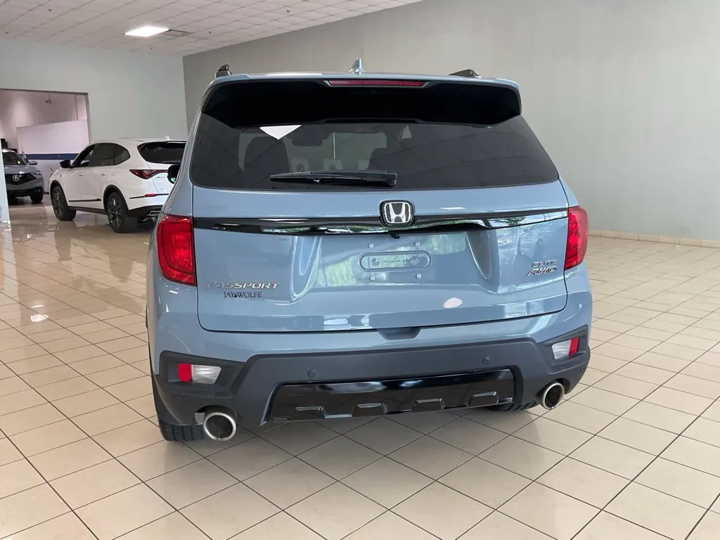 Honda Passport photo 6