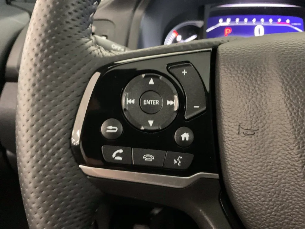 Honda Passport photo 13
