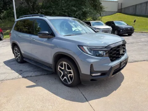 Another view of 2023 Honda Passport Elite for sale in Overland Park, KS at Acura of Overland Park