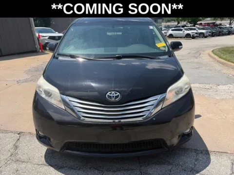 Photos of 2013 Toyota Sienna XLE for sale in Overland Park, KS at Acura of Overland Park