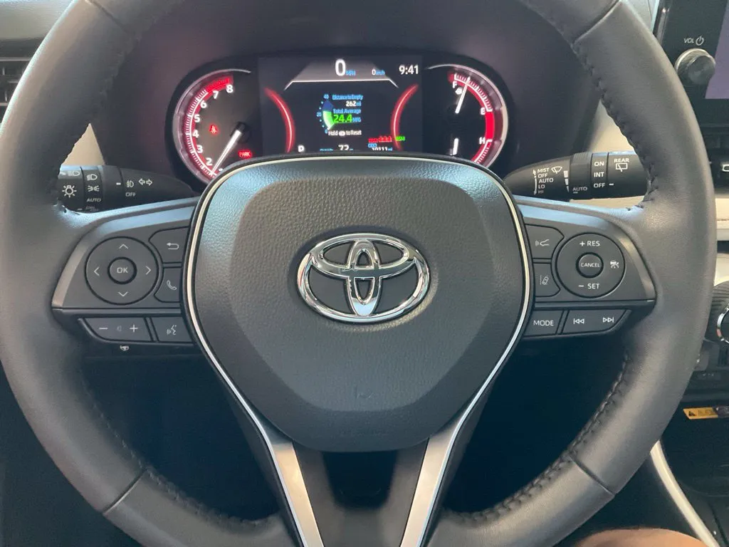 Toyota RAV4 photo 12