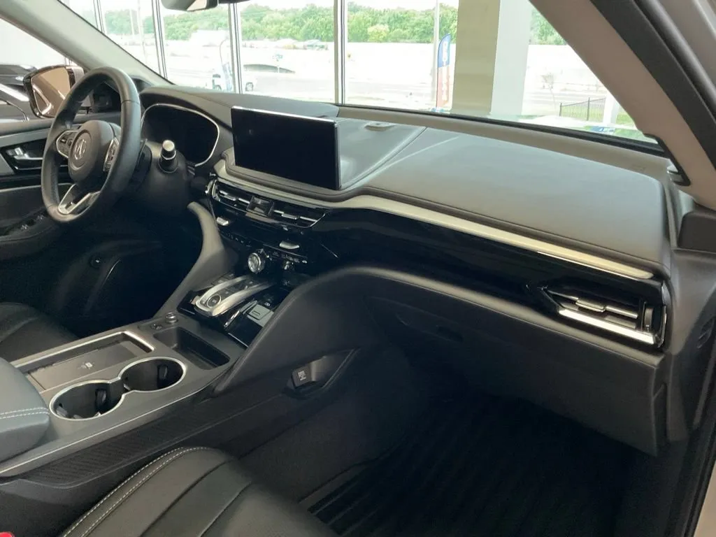 Acura MDX photo 21