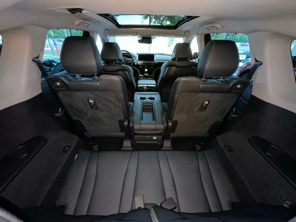 Acura MDX photo 27