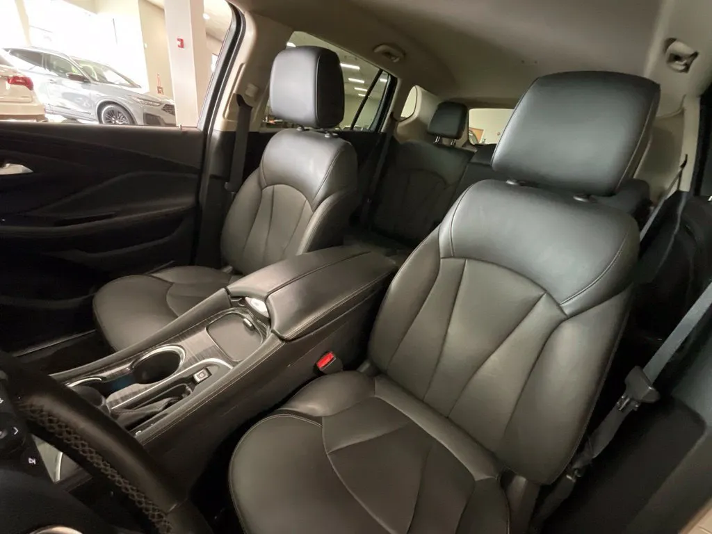Buick Envision photo 11