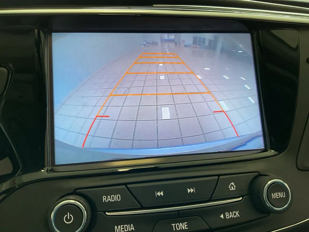 Buick Envision photo 17