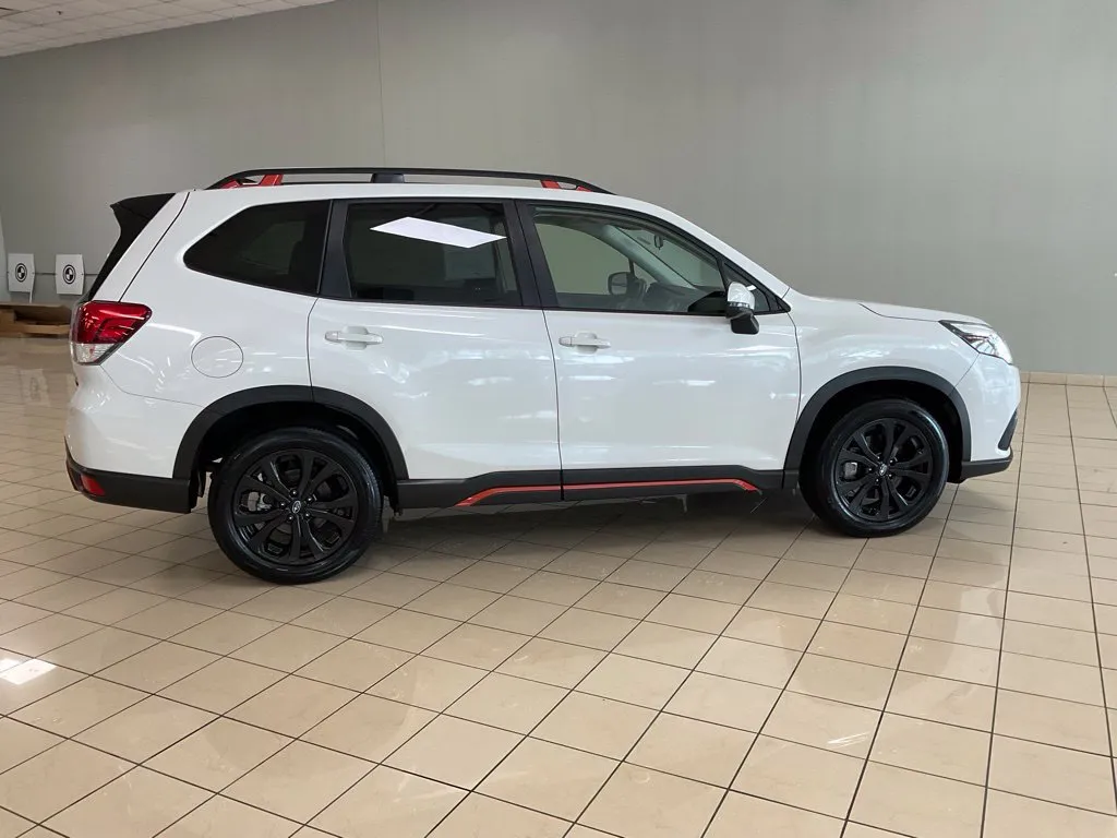 Subaru Forester photo 7