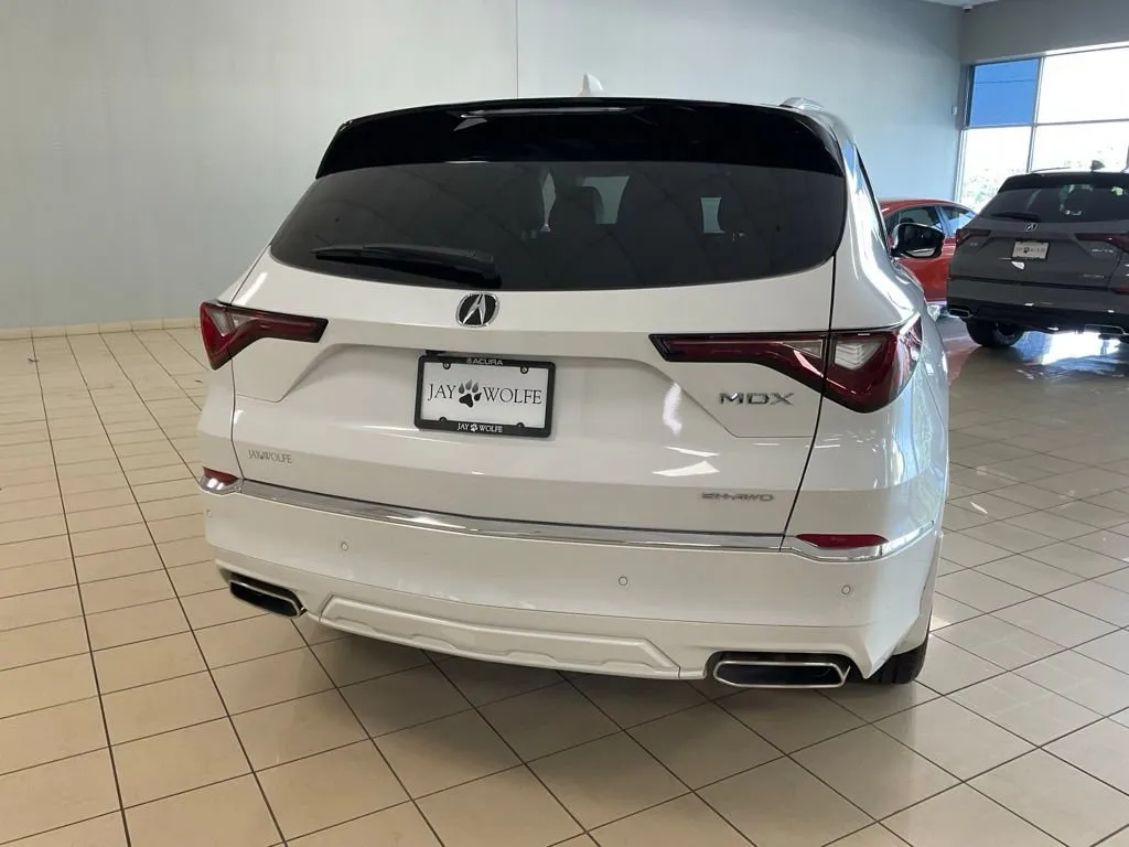 Acura MDX photo 6