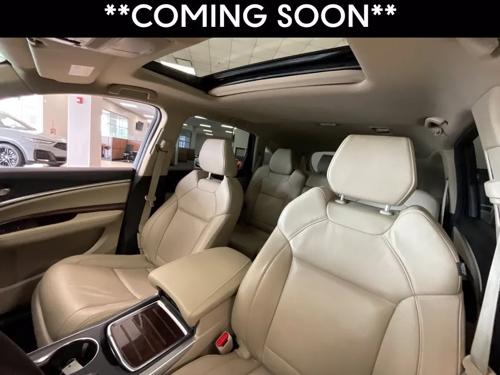 Acura MDX photo 11