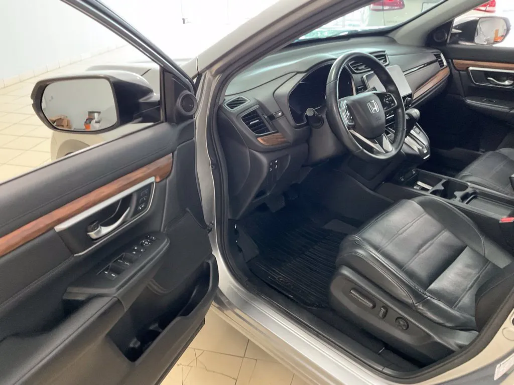 Honda CR-V photo 9