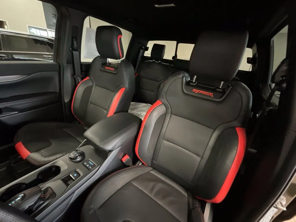 Ford Ranger photo 11