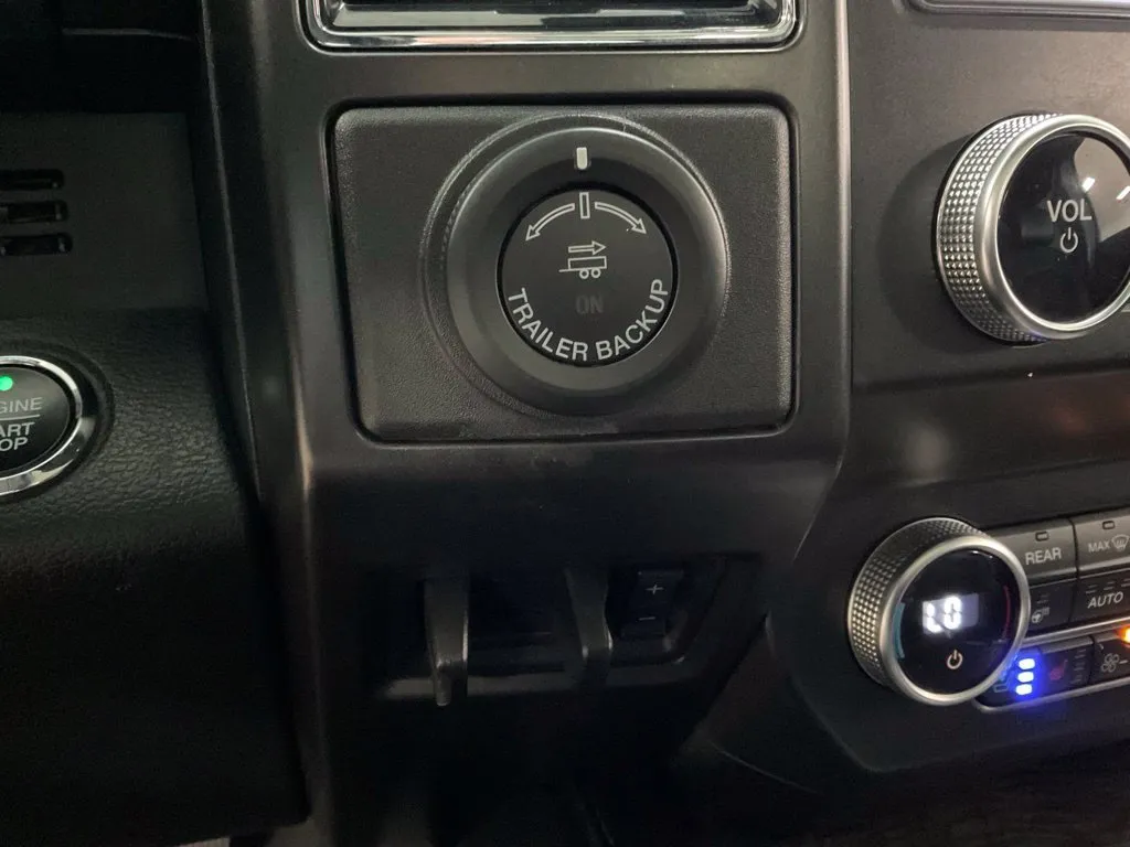 Ford Expedition photo 20