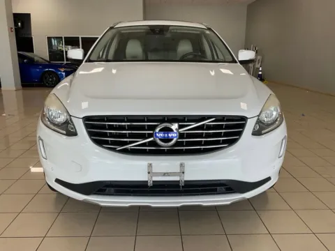 Photos of 2015 Volvo XC60 T5 Drive-E Premier for sale in Overland Park, KS at Acura of Overland Park