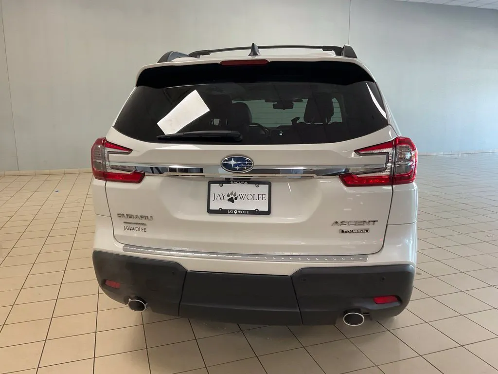 Subaru Ascent photo 6