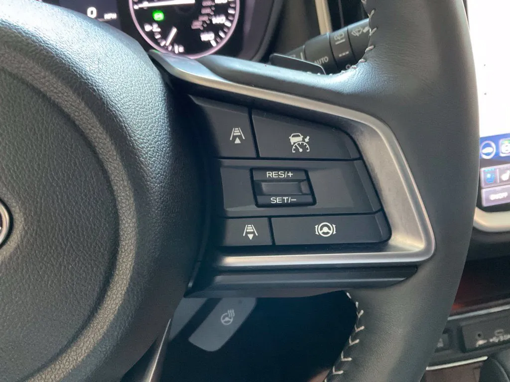 Subaru Ascent photo 14