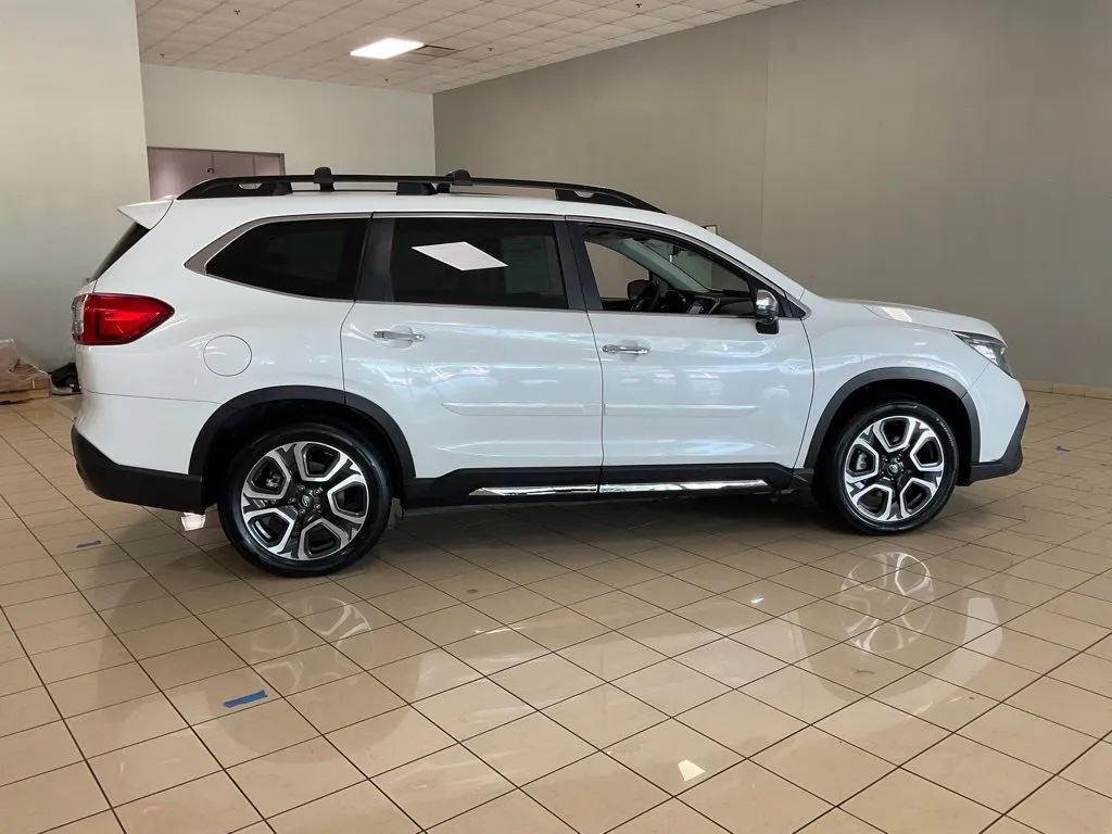 Subaru Ascent photo 7