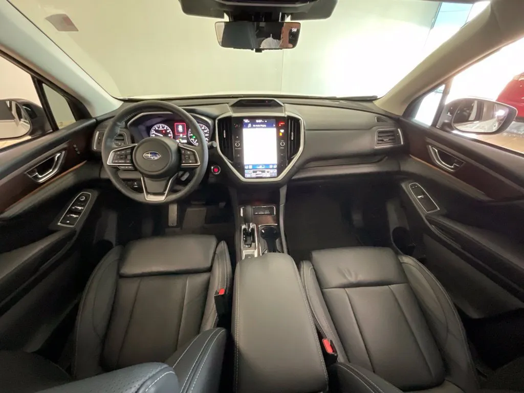 Subaru Ascent photo 9