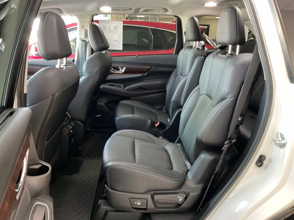 Subaru Ascent photo 23