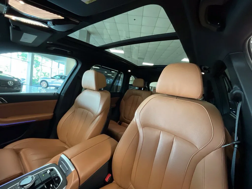 BMW X5 photo 10