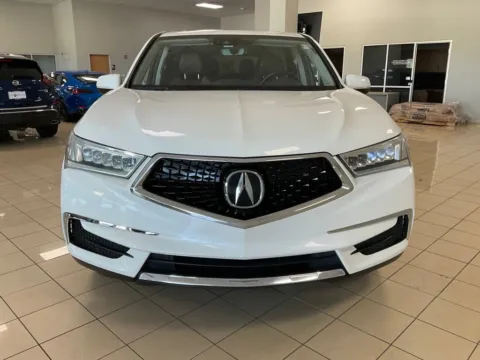 Photos of 2019 Acura MDX w/Technology Pkg for sale in Overland Park, KS at Acura of Overland Park