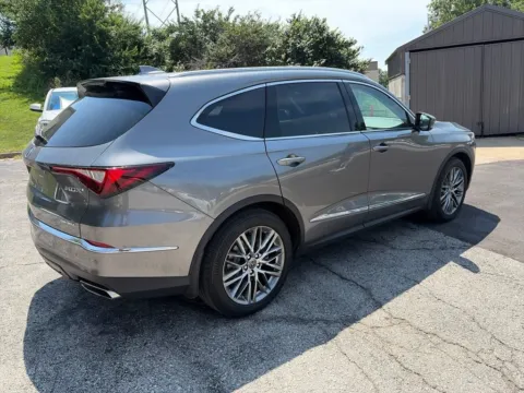 More photos of 2024 Acura MDX w/Advance Package at Acura of Overland Park, KS