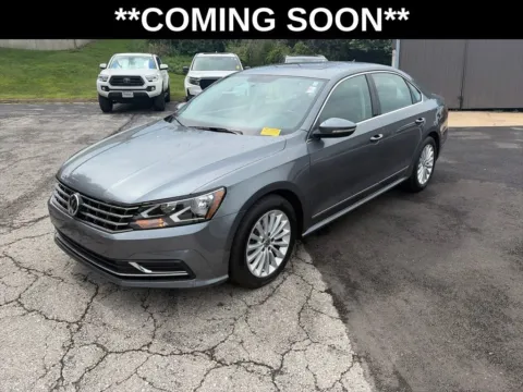 Gray 2017 Volkswagen Passat 1.8T SE for sale in Overland Park, KS