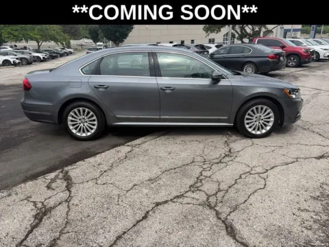 More photos of 2017 Volkswagen Passat 1.8T SE at Acura of Overland Park, KS