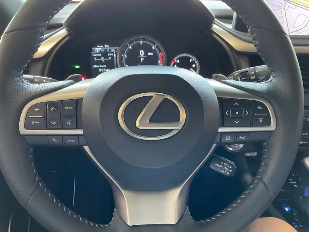 Lexus RX photo 12