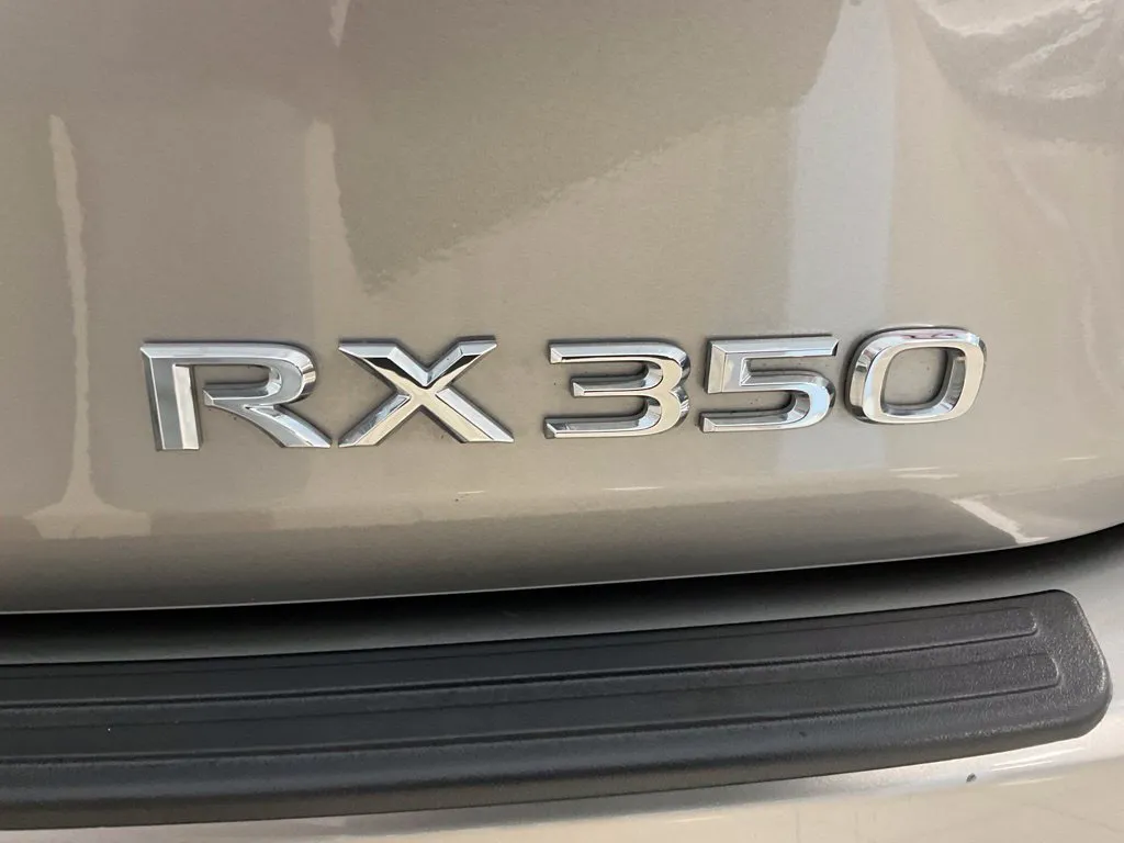 Lexus RX photo 25