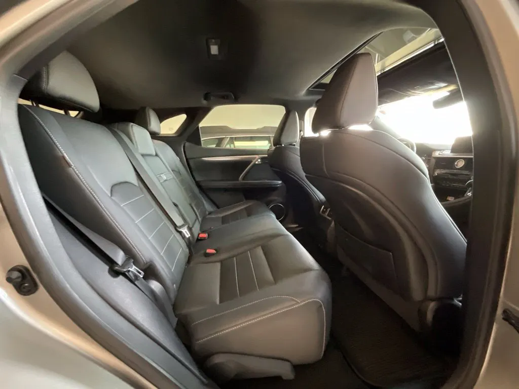 Lexus RX photo 22