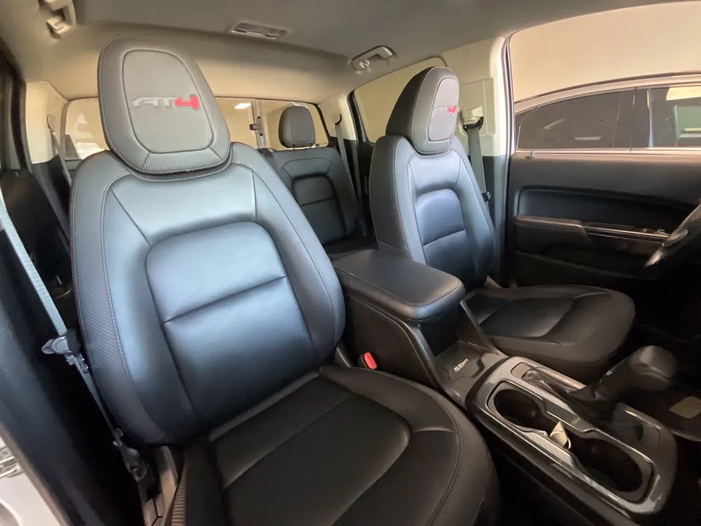 GMC Canyon photo 20