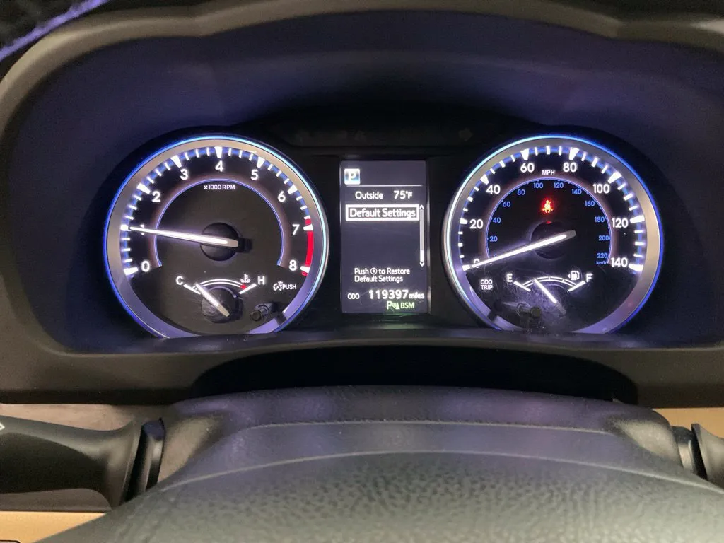 Toyota Highlander photo 15