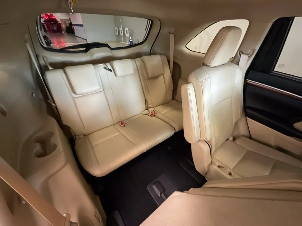 Toyota Highlander photo 22