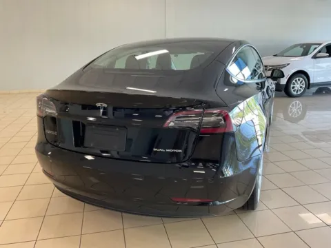 More photos of 2022 Tesla Model 3 Long Range at Acura of Overland Park, KS