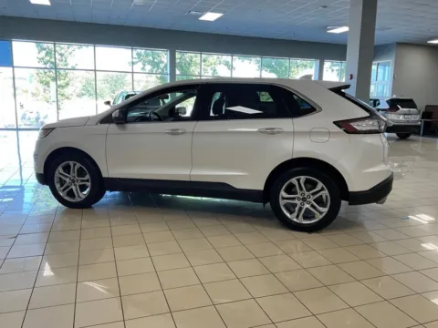 More photos of 2017 Ford Edge Titanium at Acura of Overland Park, KS