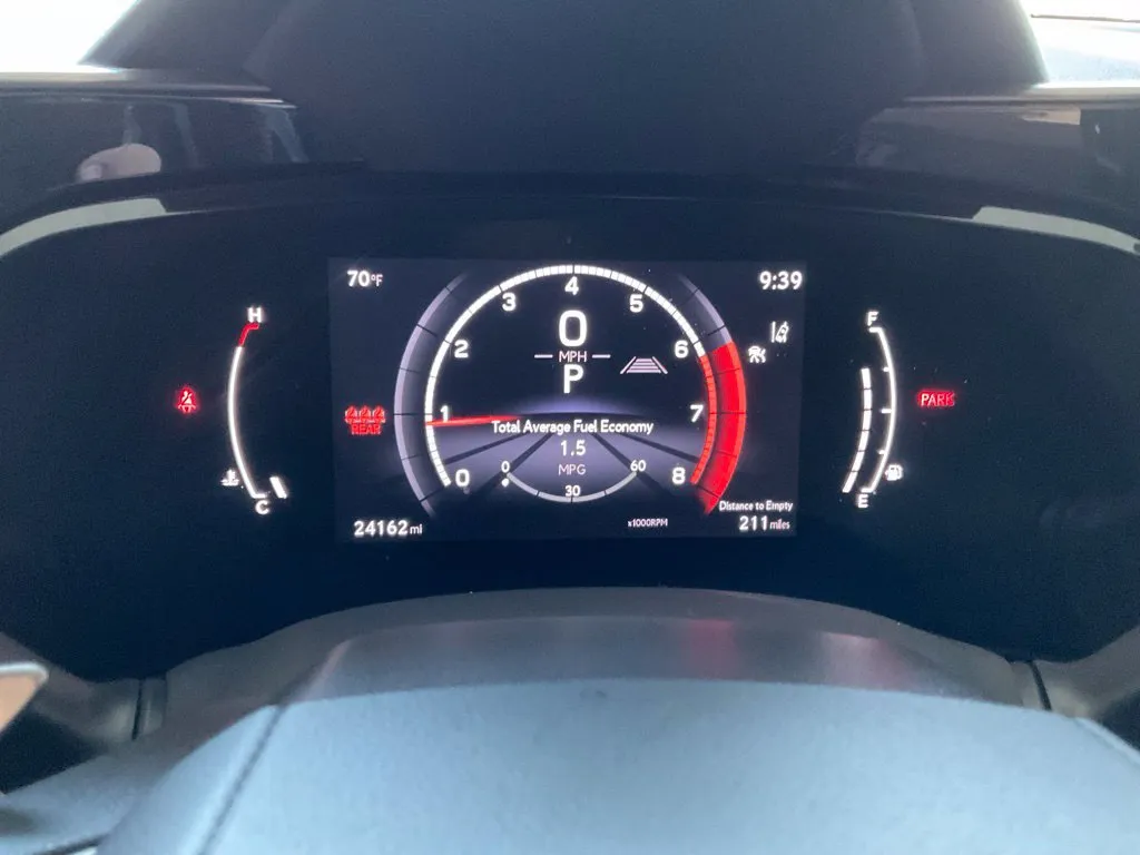 Lexus NX photo 15