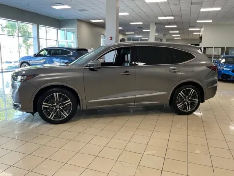 More photos of 2026 Acura MDX w/Advance Package at Acura of Overland Park, KS
