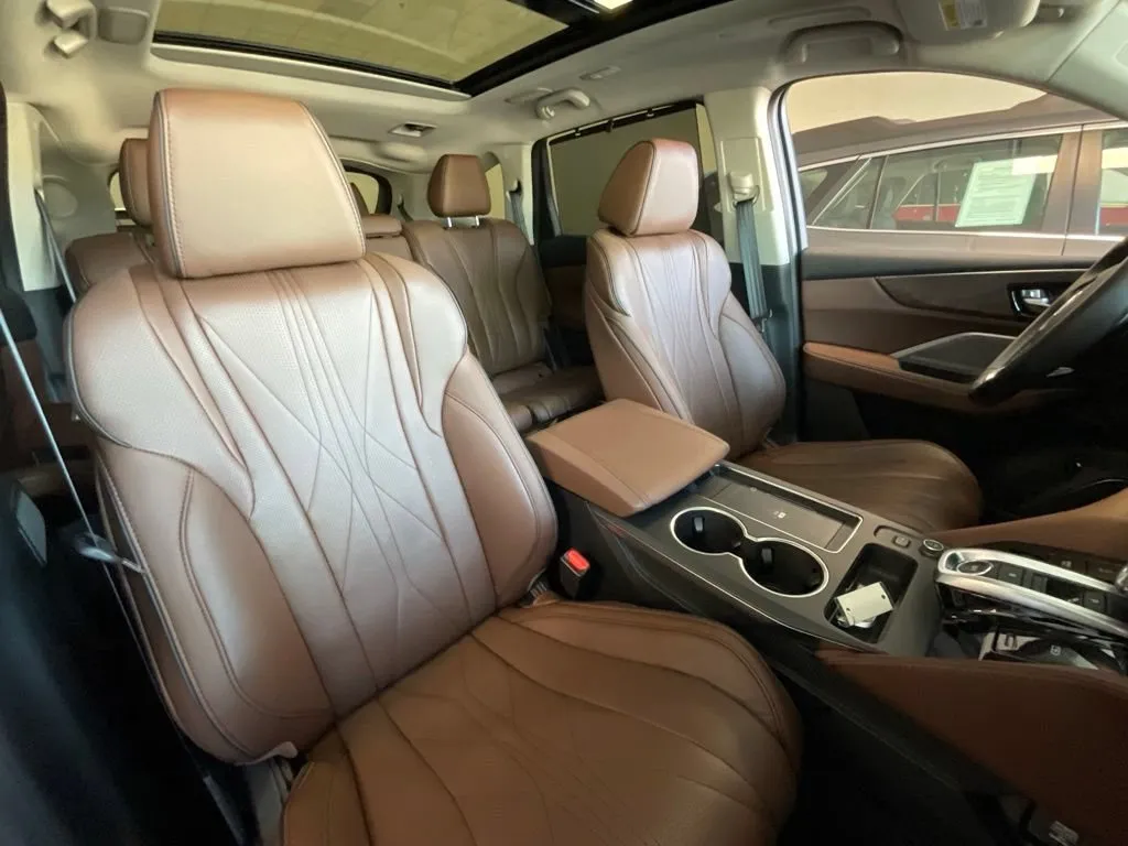Acura MDX photo 22