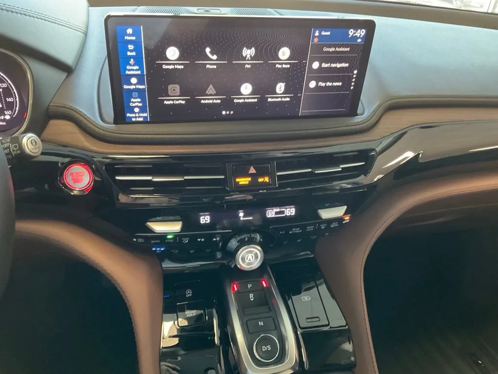 Acura MDX photo 16