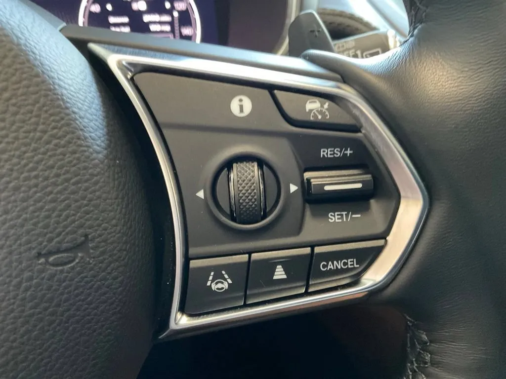 Acura MDX photo 14