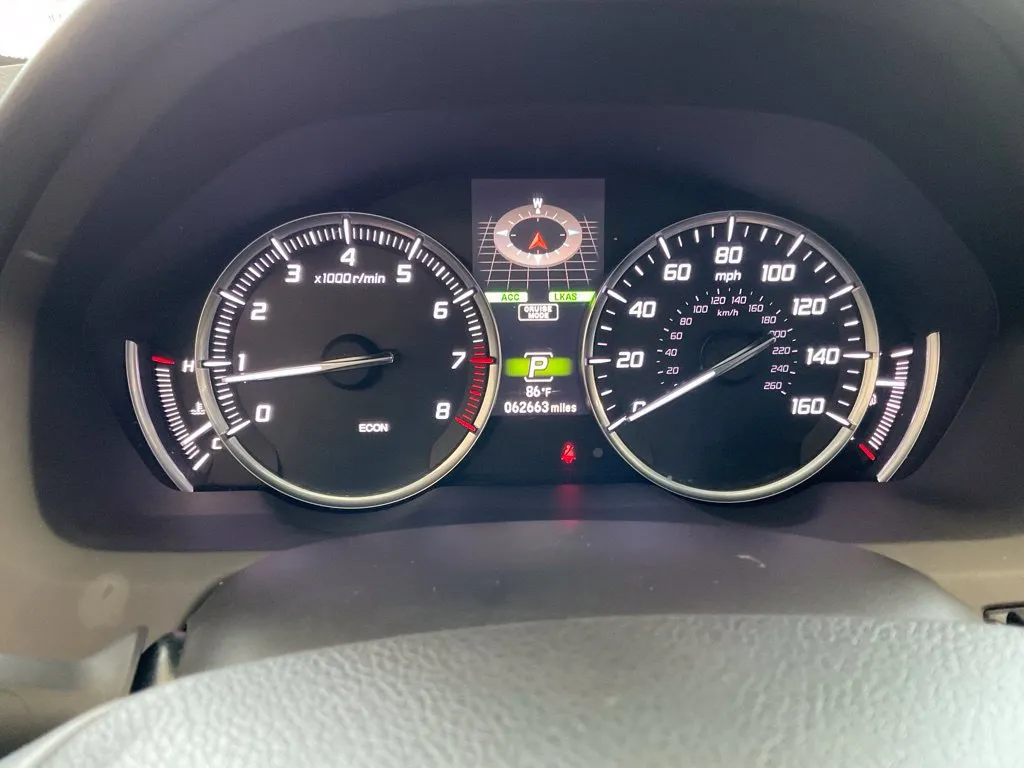 Acura TLX photo 15