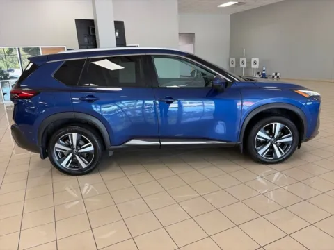 Photos of 2023 Nissan Rogue SL for sale in Overland Park, KS at Acura of Overland Park
