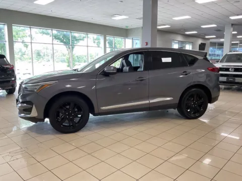 More photos of 2019 Acura RDX w/Advance Pkg at Acura of Overland Park, KS
