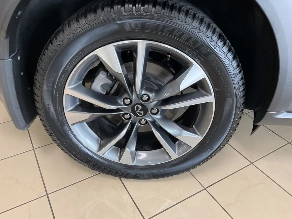 Infiniti QX60 photo 8